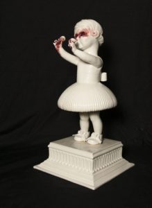 Porcelana-tétrica-Maria-Rubinke