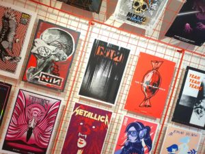 carteles-de-conciertos-en-el-museo-del-objeto