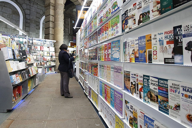 feria-internacional-del-libro-palacio-de-mineria