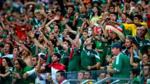 grito-discrminar-futbol-mexicano-crea-cuervos.jpg