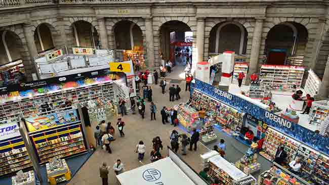 feria-internacional-del-libro-palacio-de-mineria