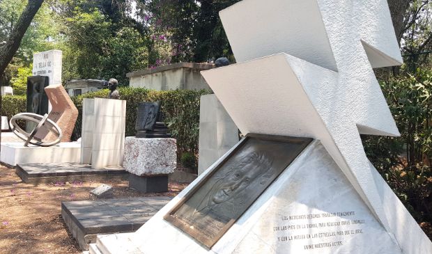 Mausoleo de Carlos Ramírez Ulloa